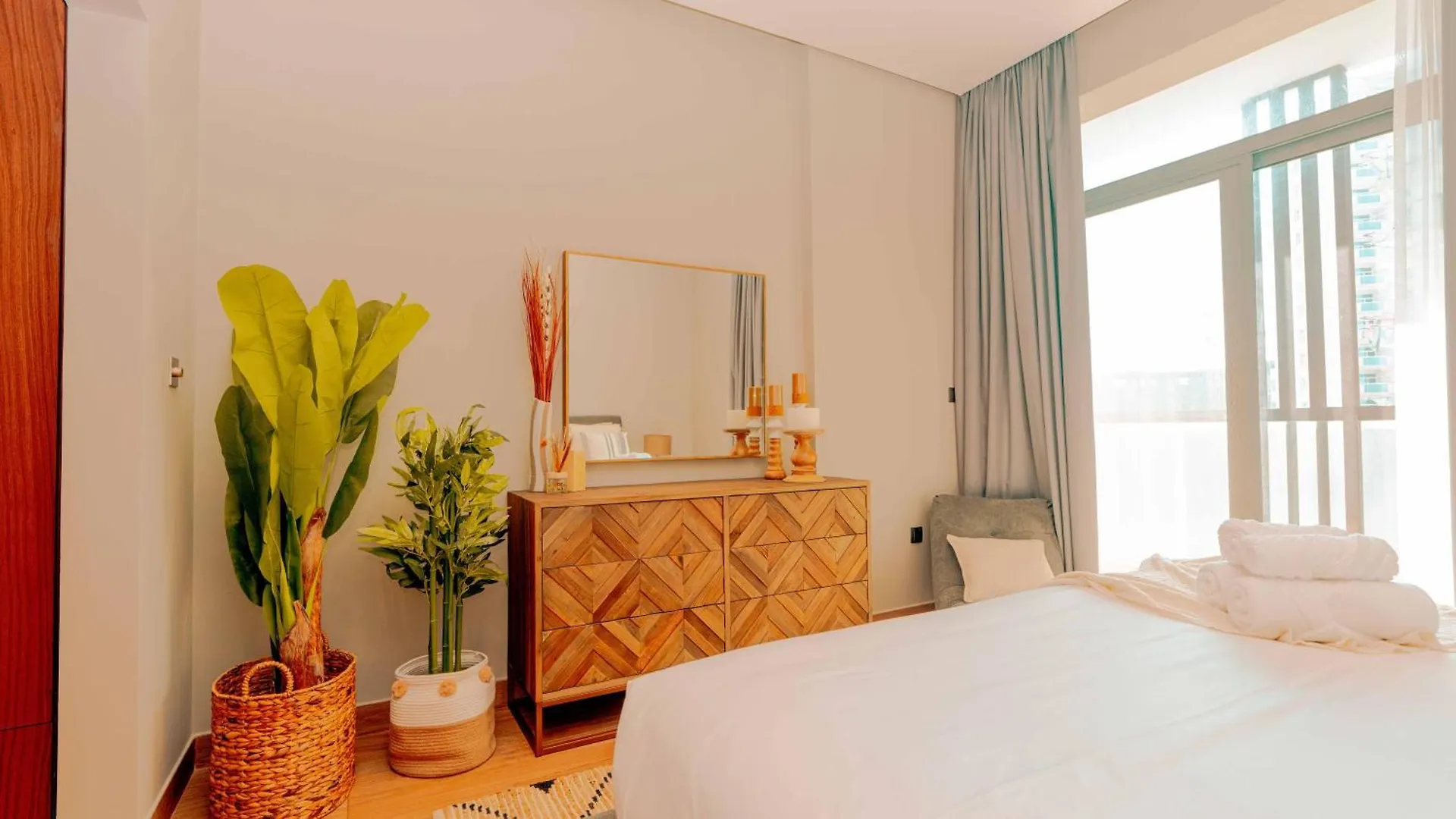 Two Bedroom Haven Hosted By Voyage Dubai 0*,